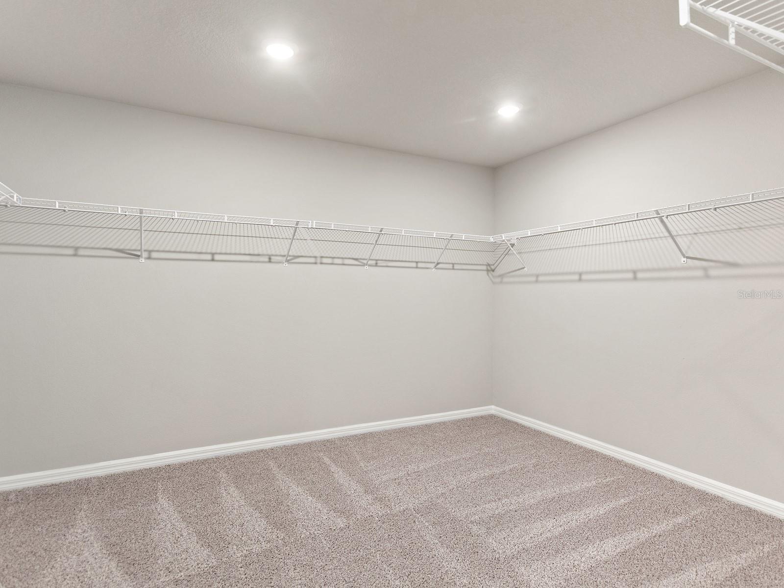 1208 OAK VALLEY DR