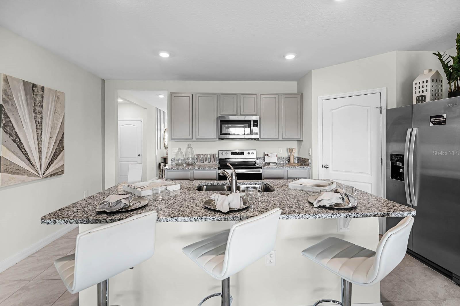 3206 MYSTIC POND LOOP
