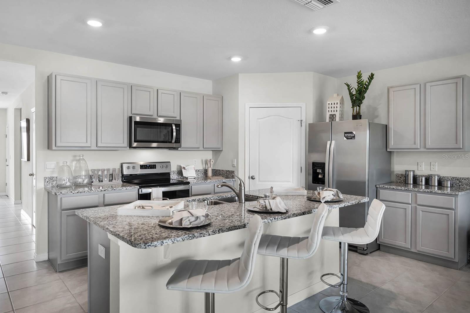 3206 MYSTIC POND LOOP