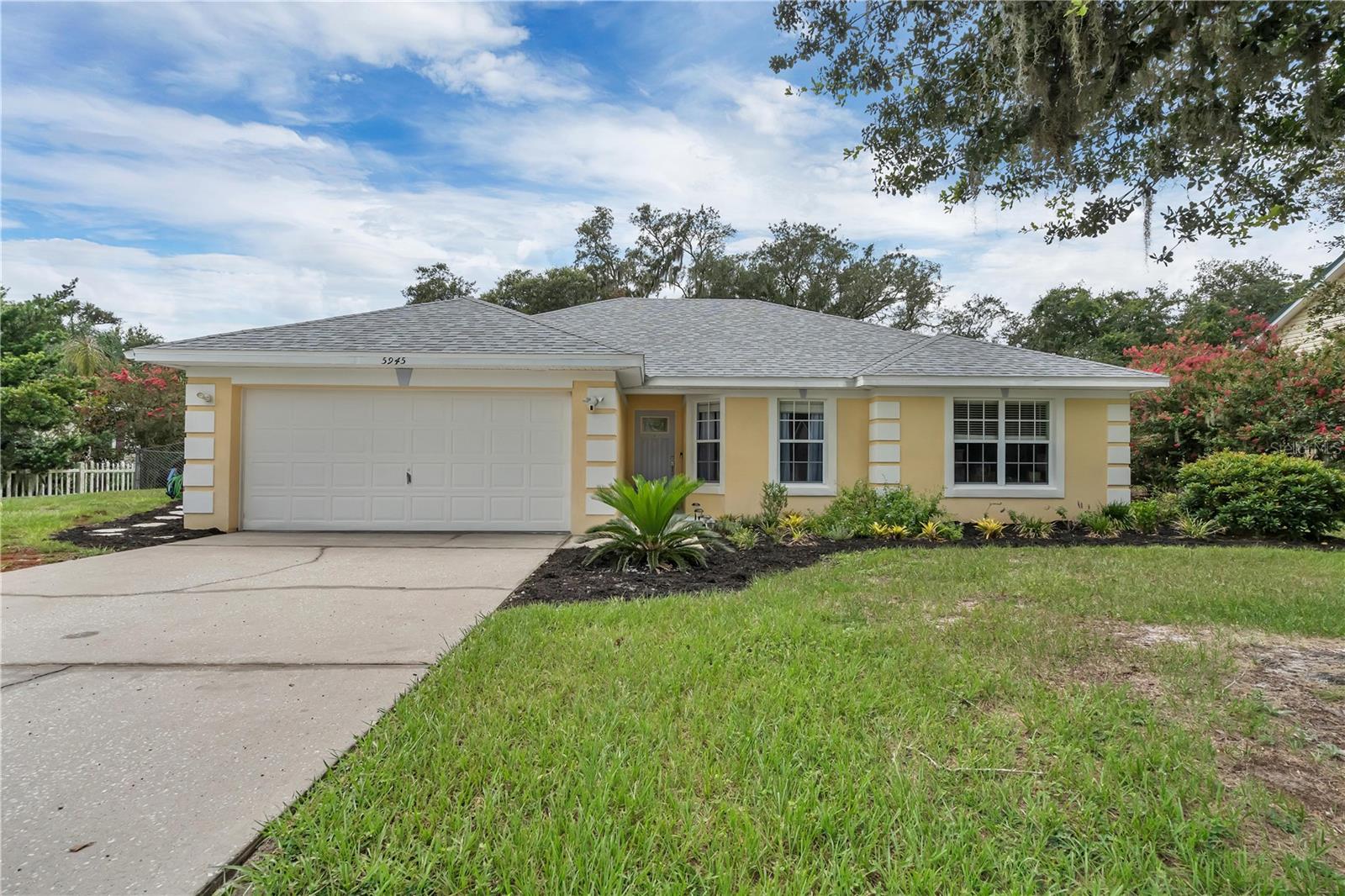 5945 WHITE TAIL LOOP