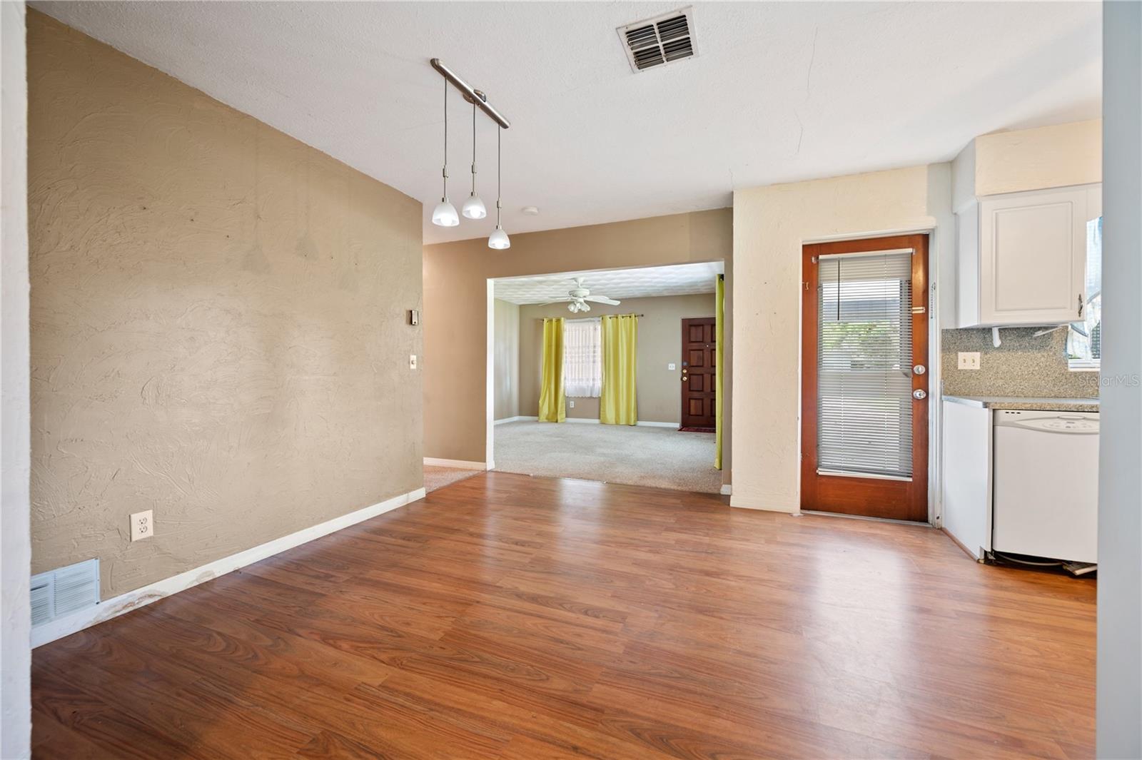 433 PINELLAS RD