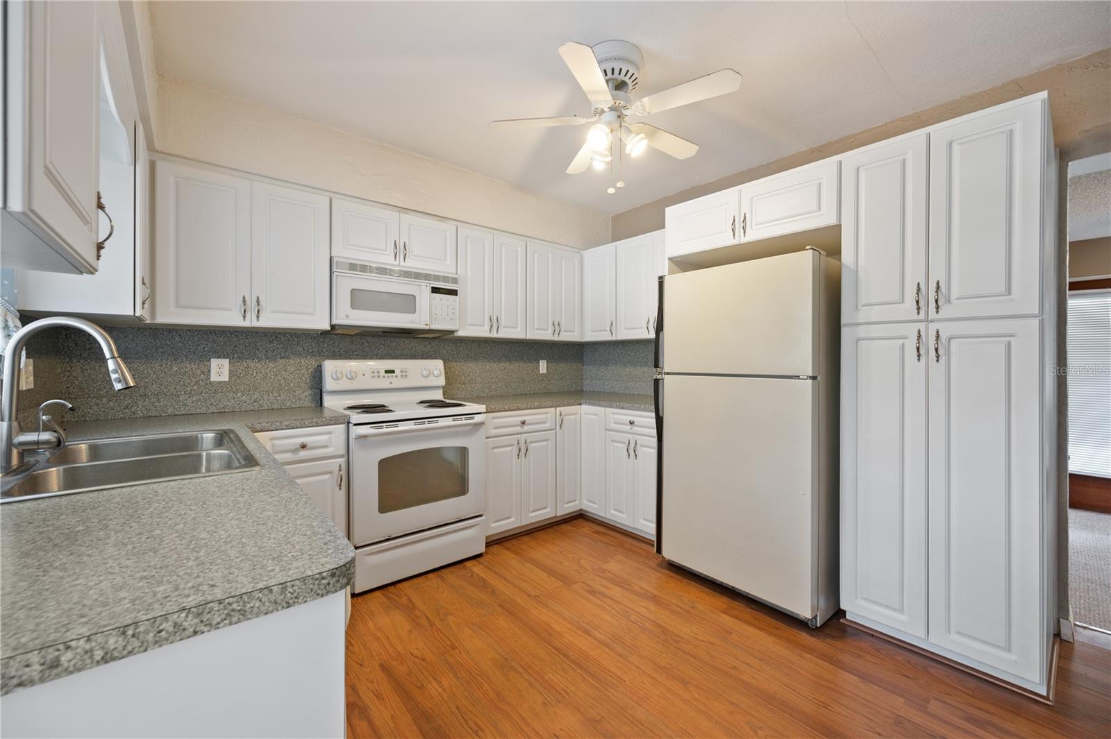 433 PINELLAS RD