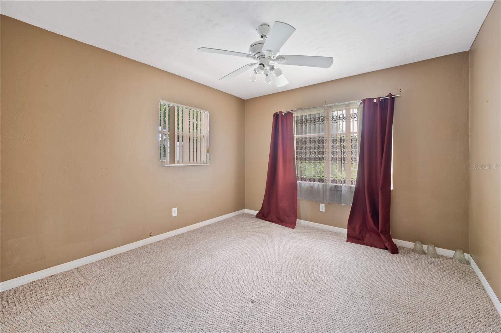 433 PINELLAS RD