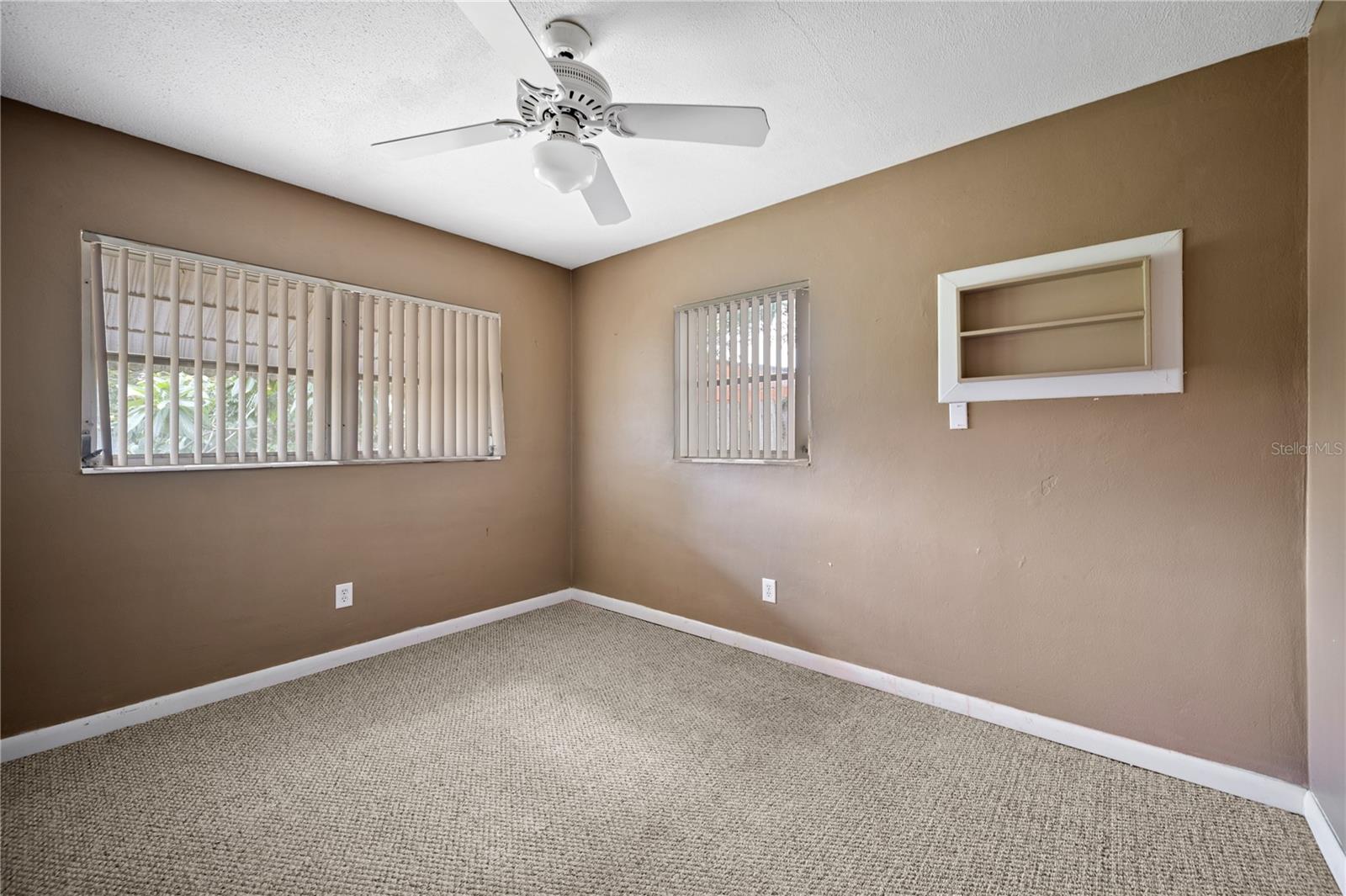 433 PINELLAS RD