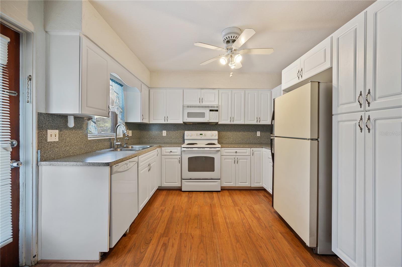 433 PINELLAS RD