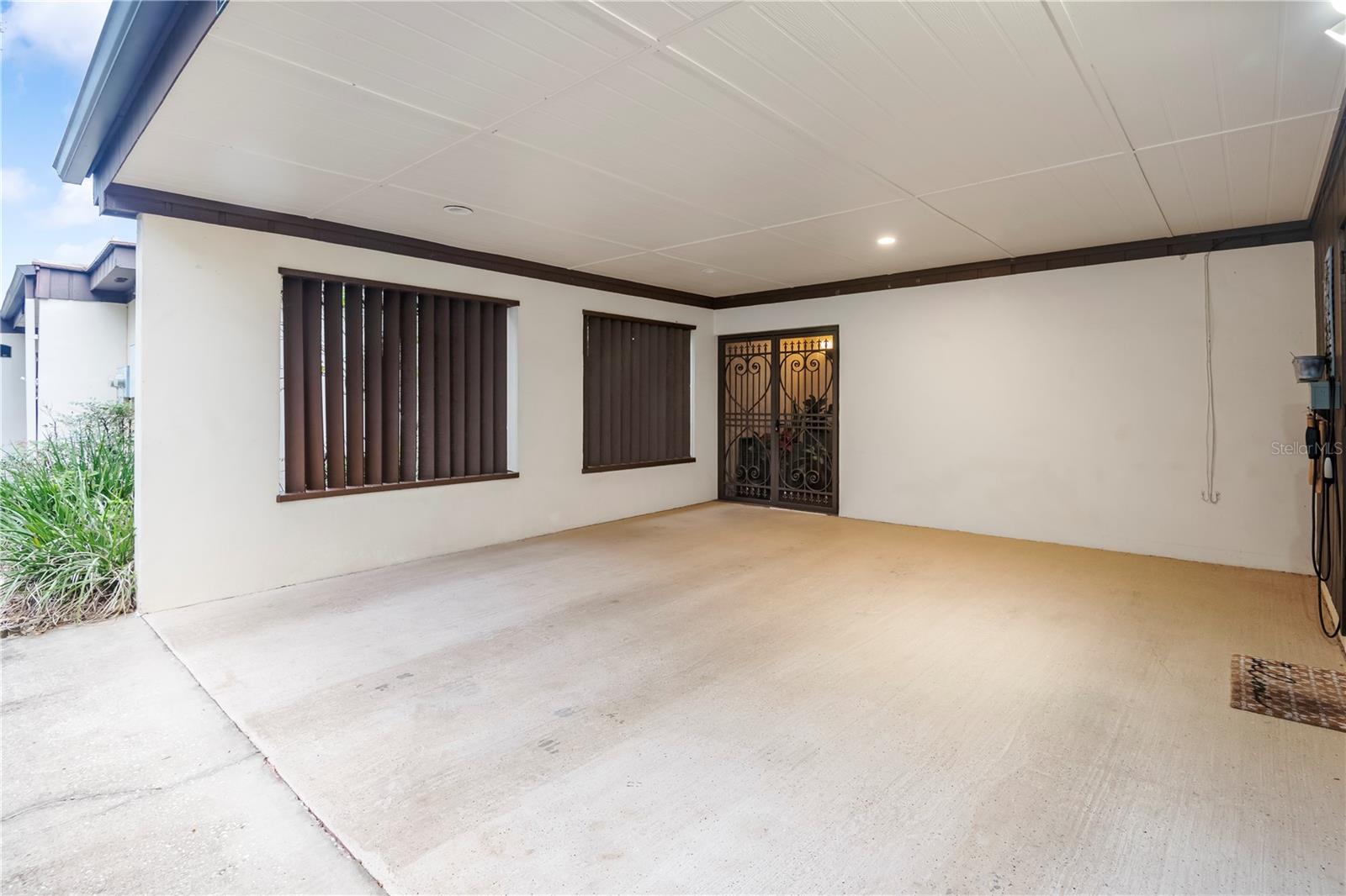 12 CASA LOMA WAY #12