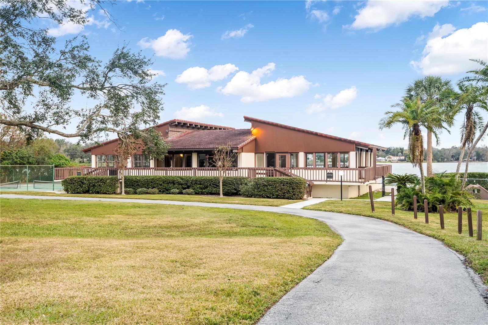 12 CASA LOMA WAY #12