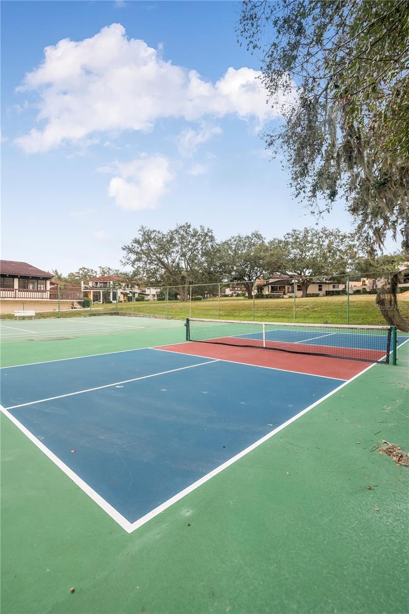 12 CASA LOMA WAY #12