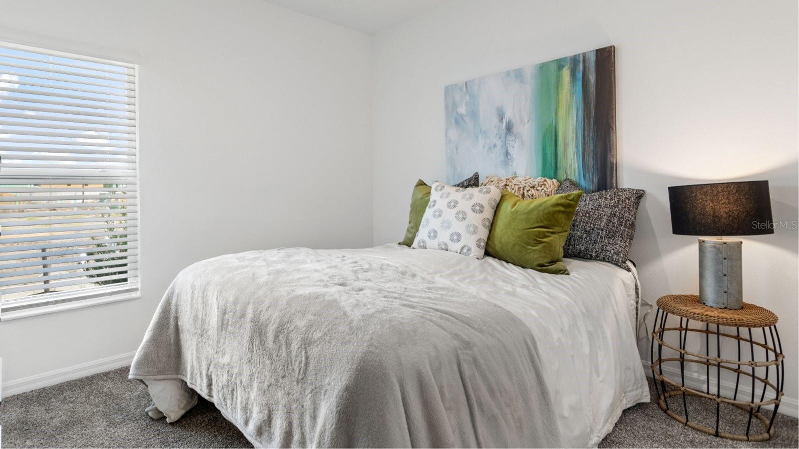 1402 DEEPWATER CIR
