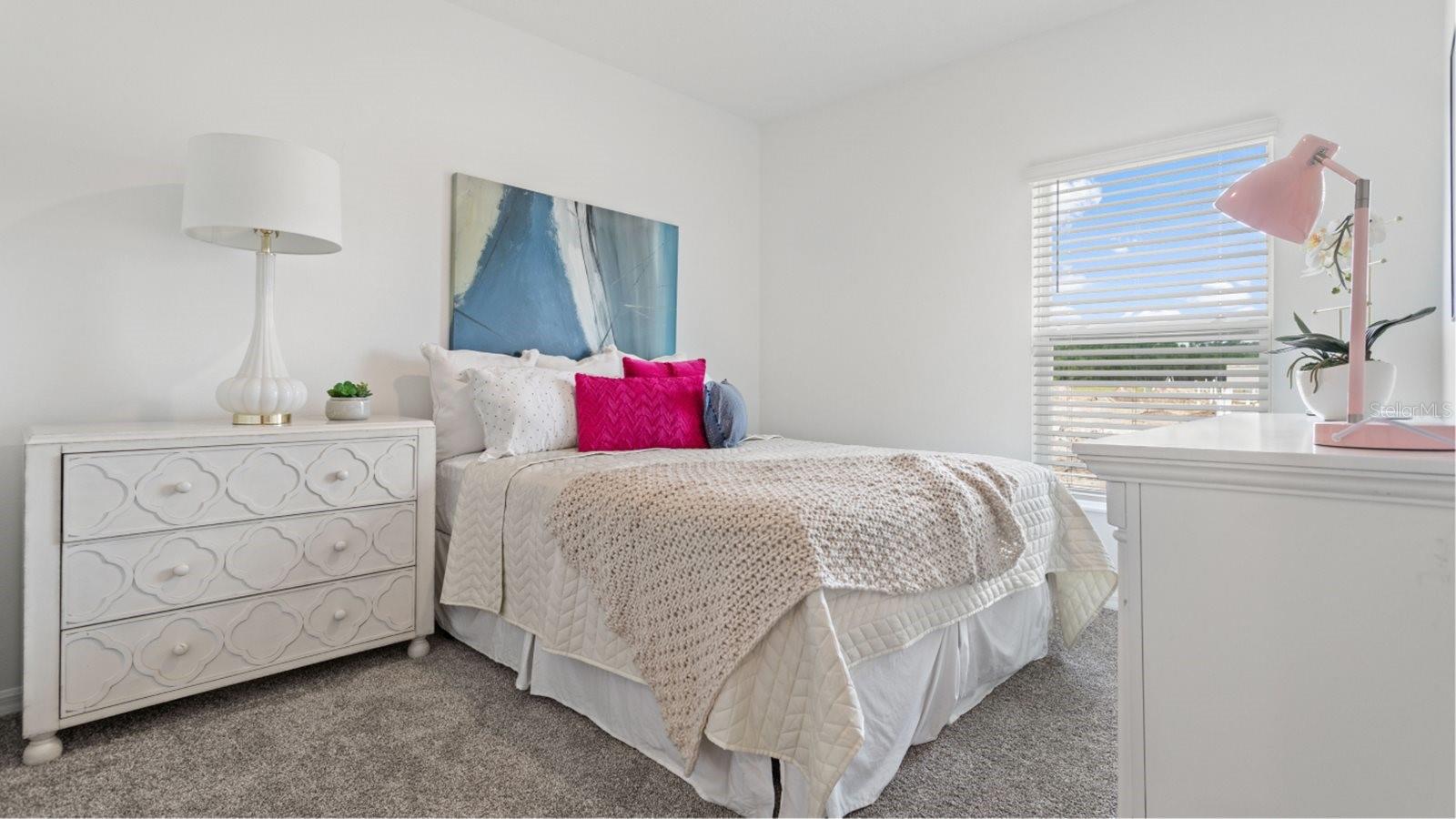 1402 DEEPWATER CIR