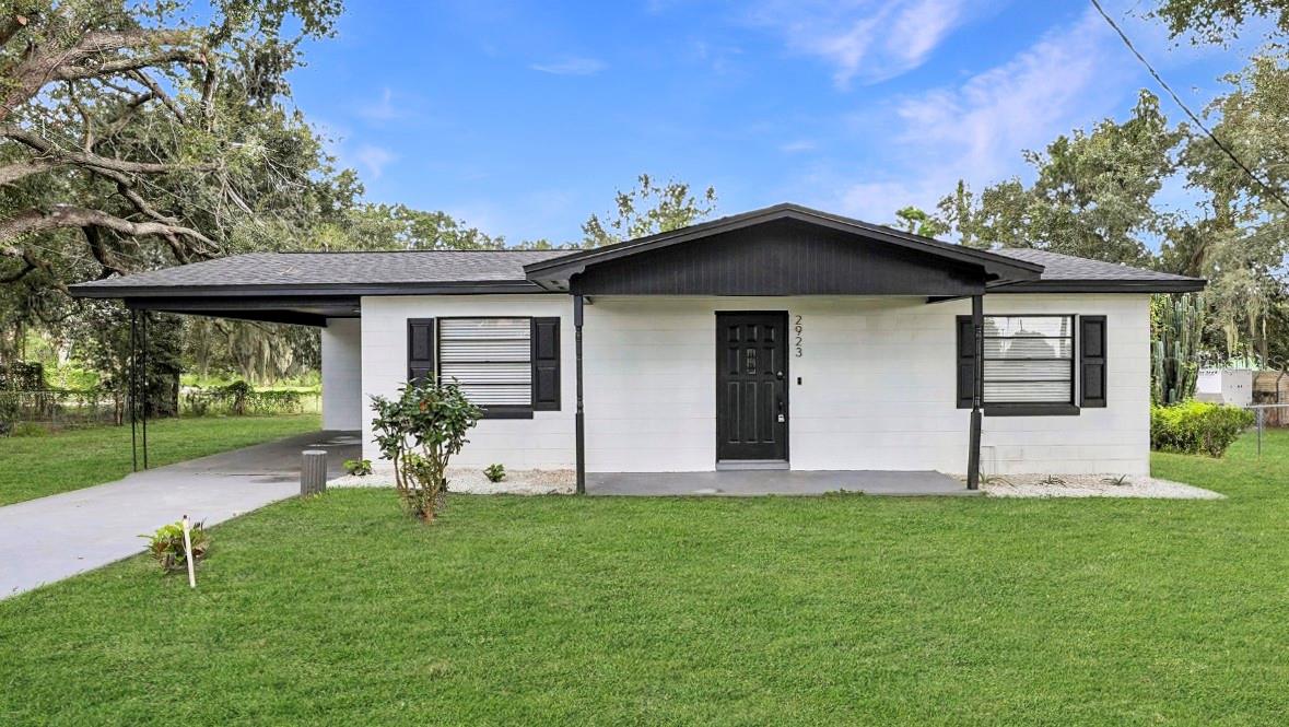 2923 DUDLEY DR
