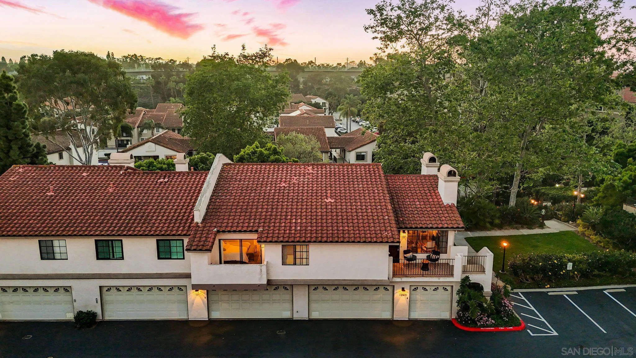 7640 Palmilla Dr Unit 104