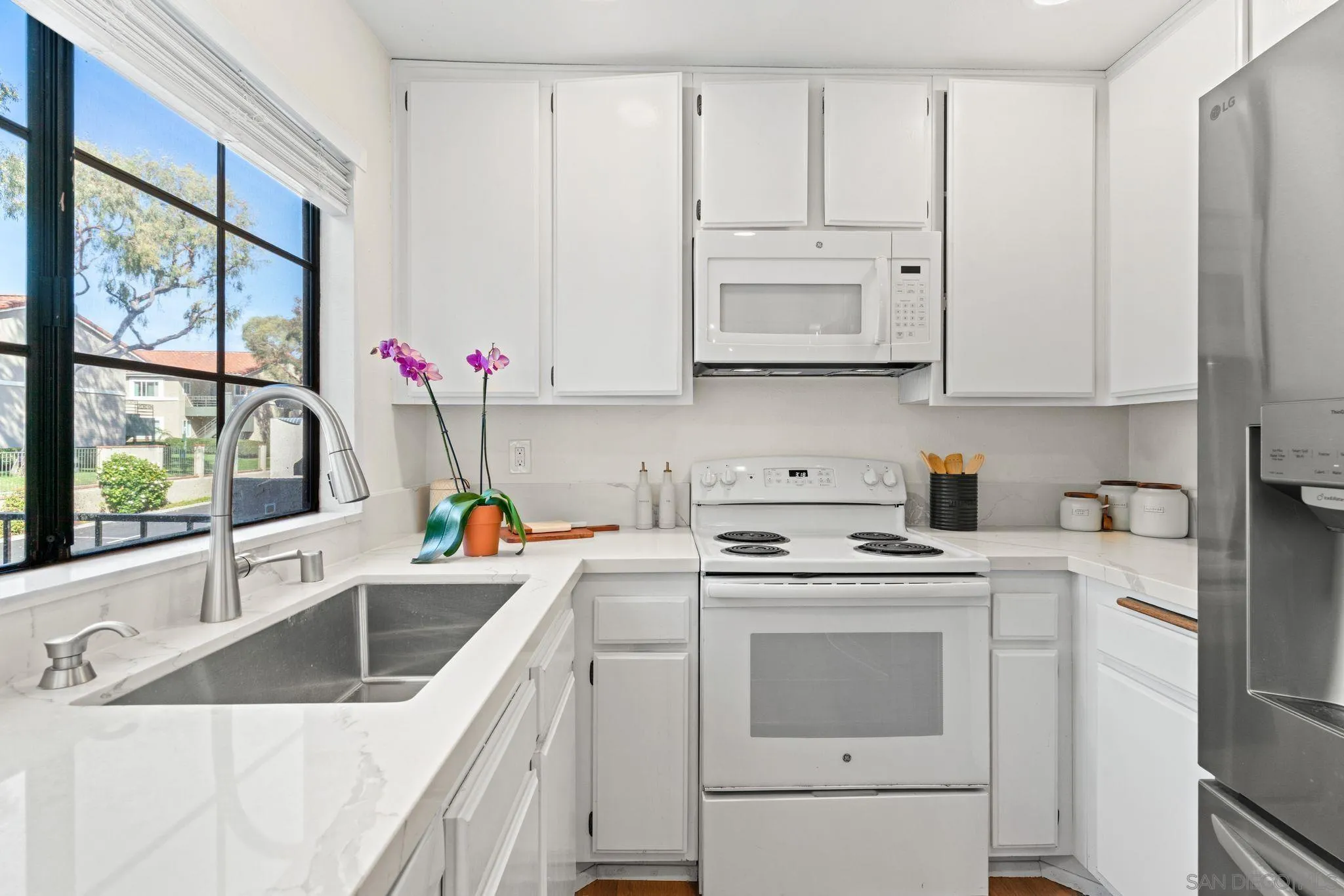 7640 Palmilla Dr Unit 104