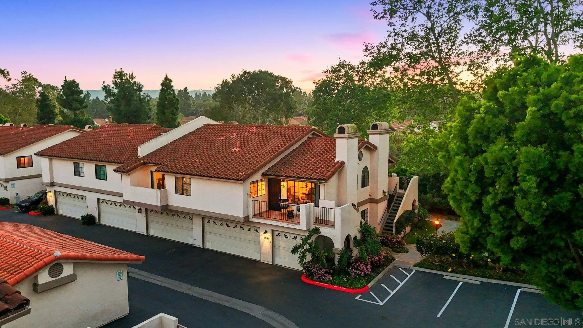 7640 Palmilla Dr Unit 104