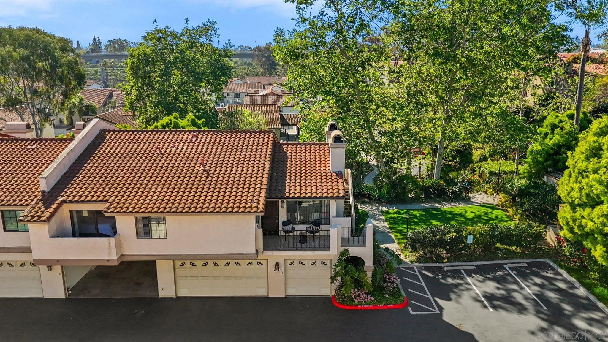 7640 Palmilla Dr Unit 104