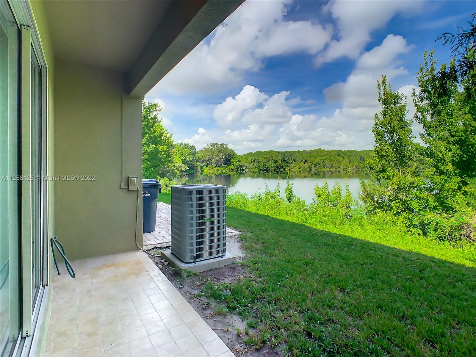 536 Lake Shore Pkwy # 536