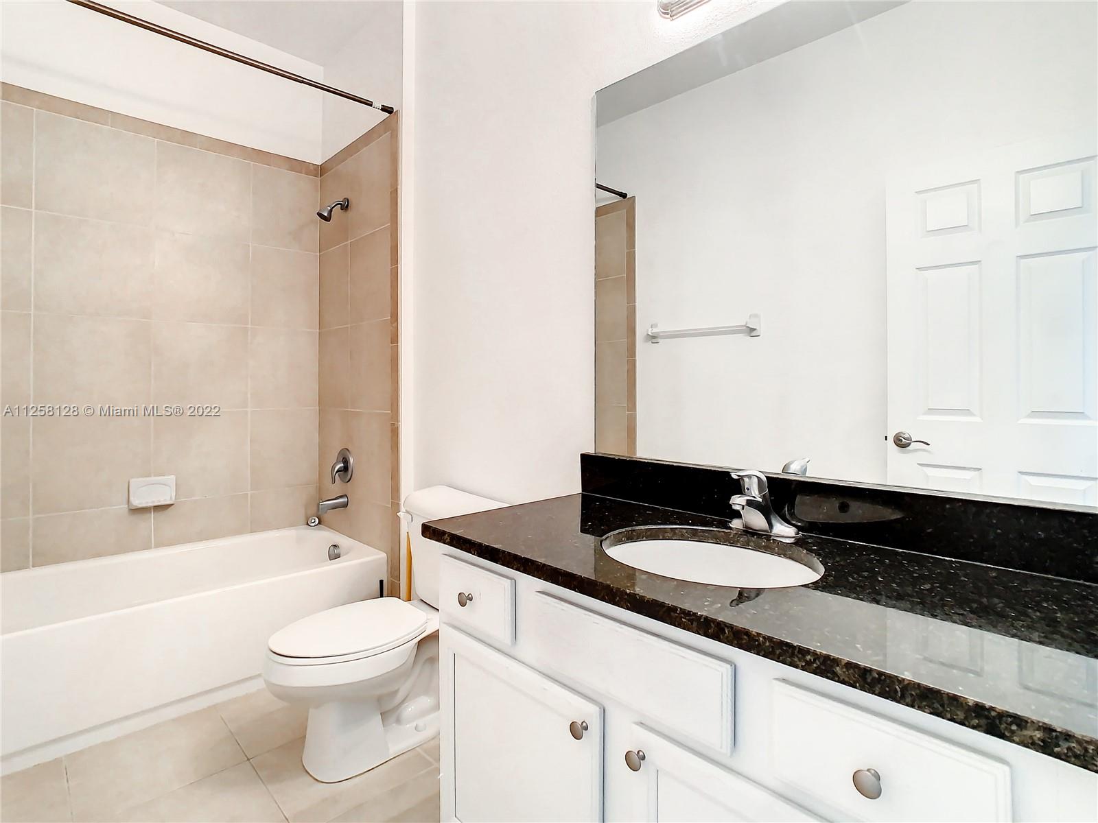 536 Lake Shore Pkwy # 536