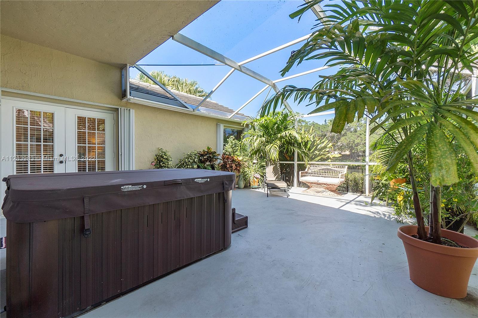 169 E Bayridge Dr