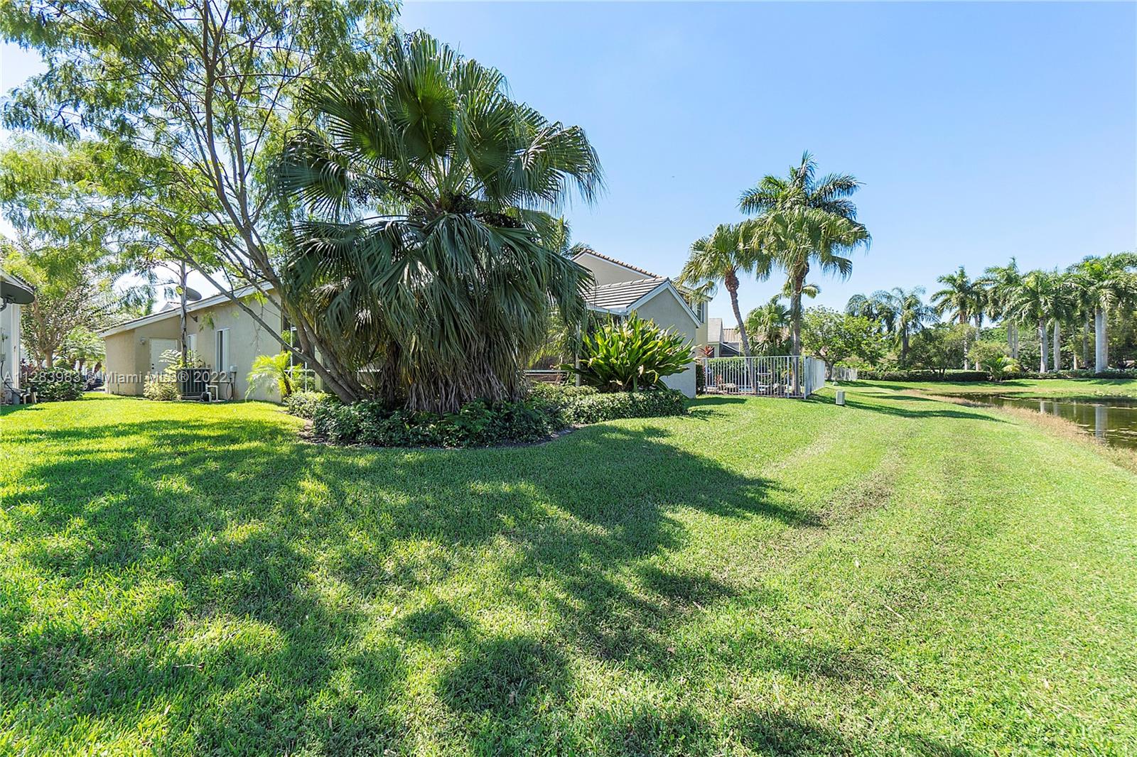 169 E Bayridge Dr