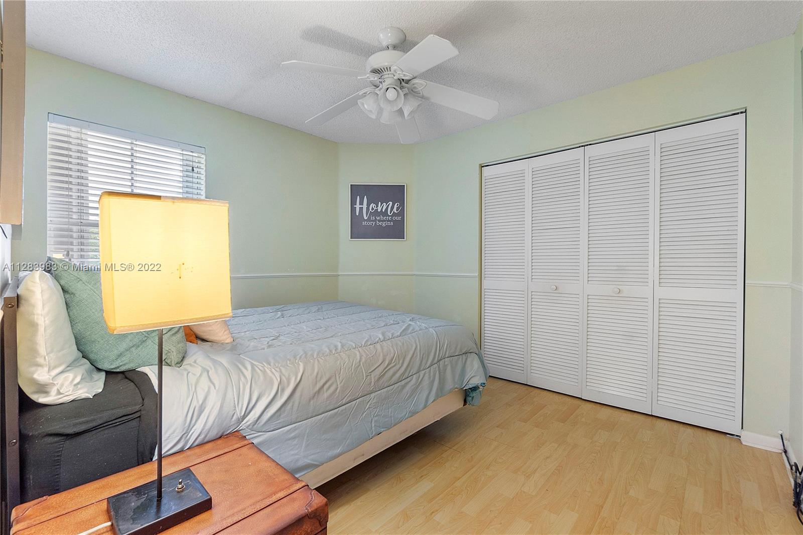 169 E Bayridge Dr