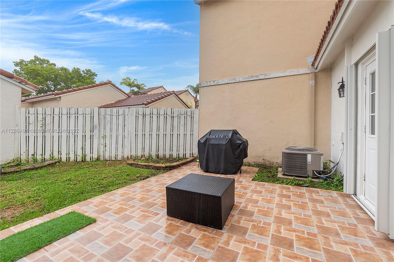 17303 NW 6th Ct