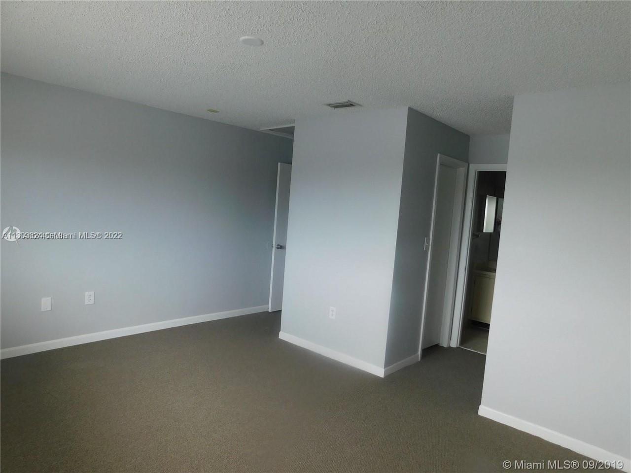 5200 NW 31st Ave # 118