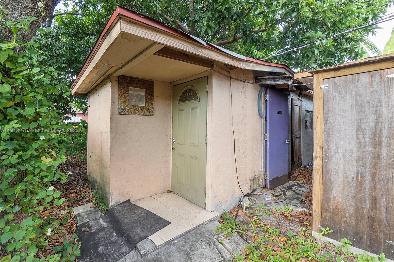 1405 NW 7th Ter