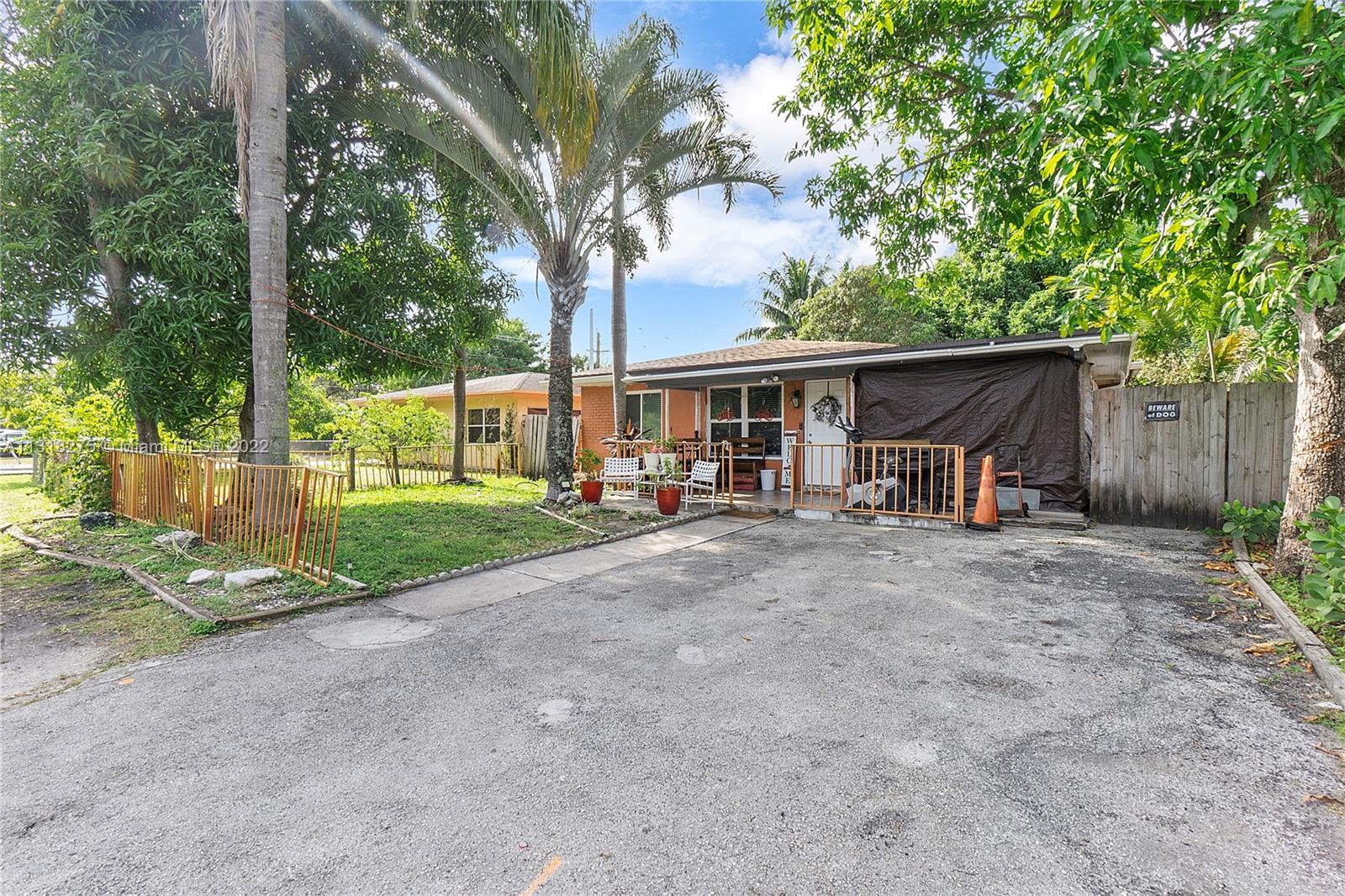 1405 NW 7th Ter