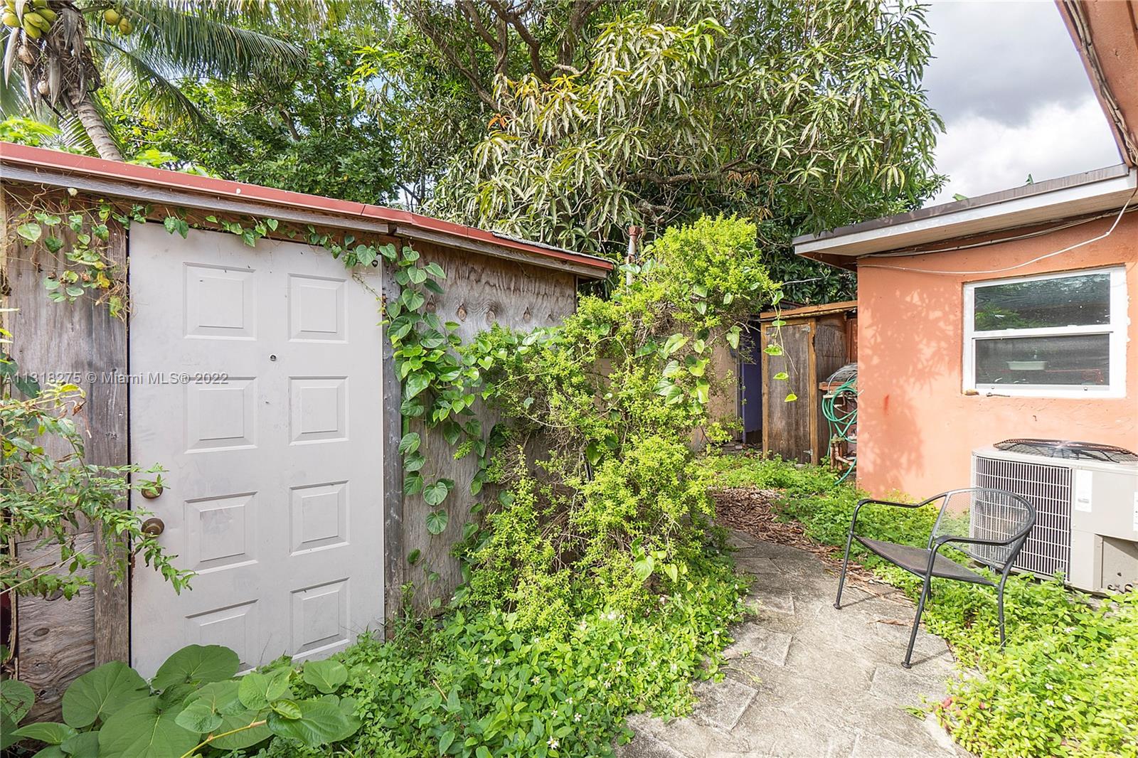 1405 NW 7th Ter