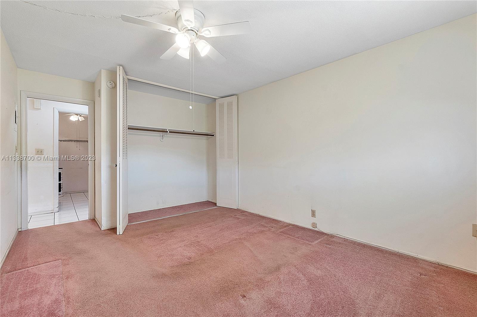 1450 E Sample Rd # 209