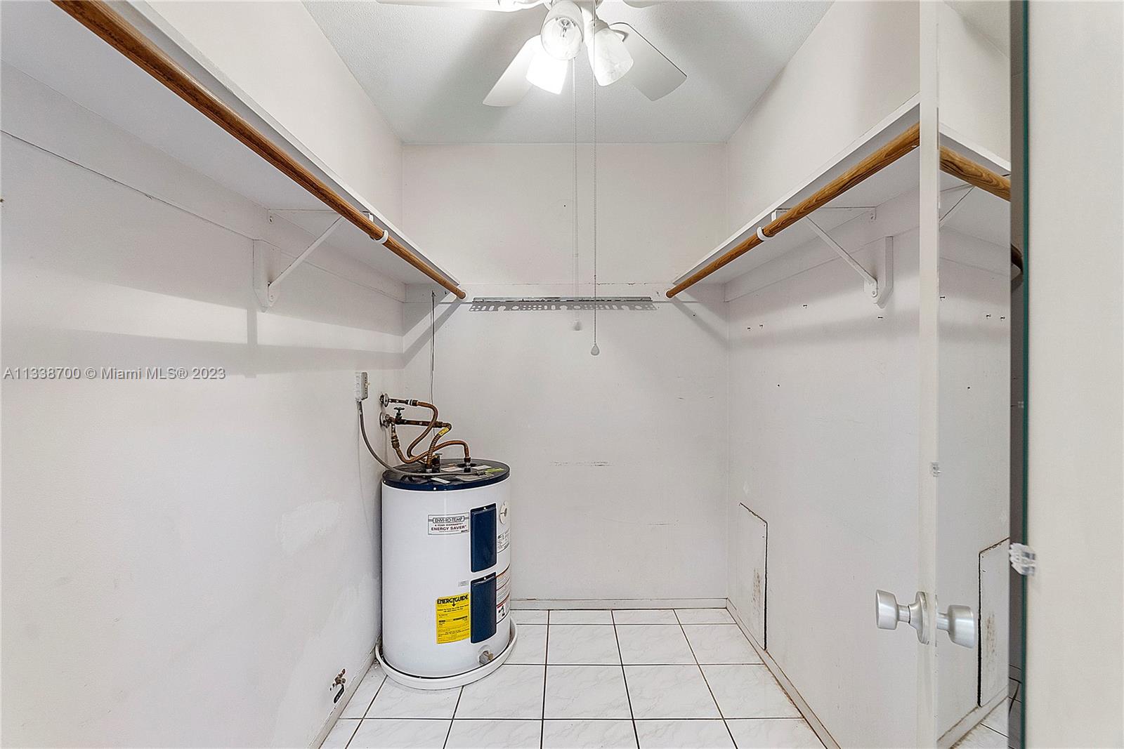 1450 E Sample Rd # 209
