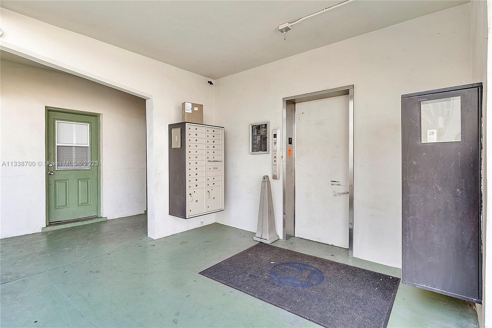 1450 E Sample Rd # 209