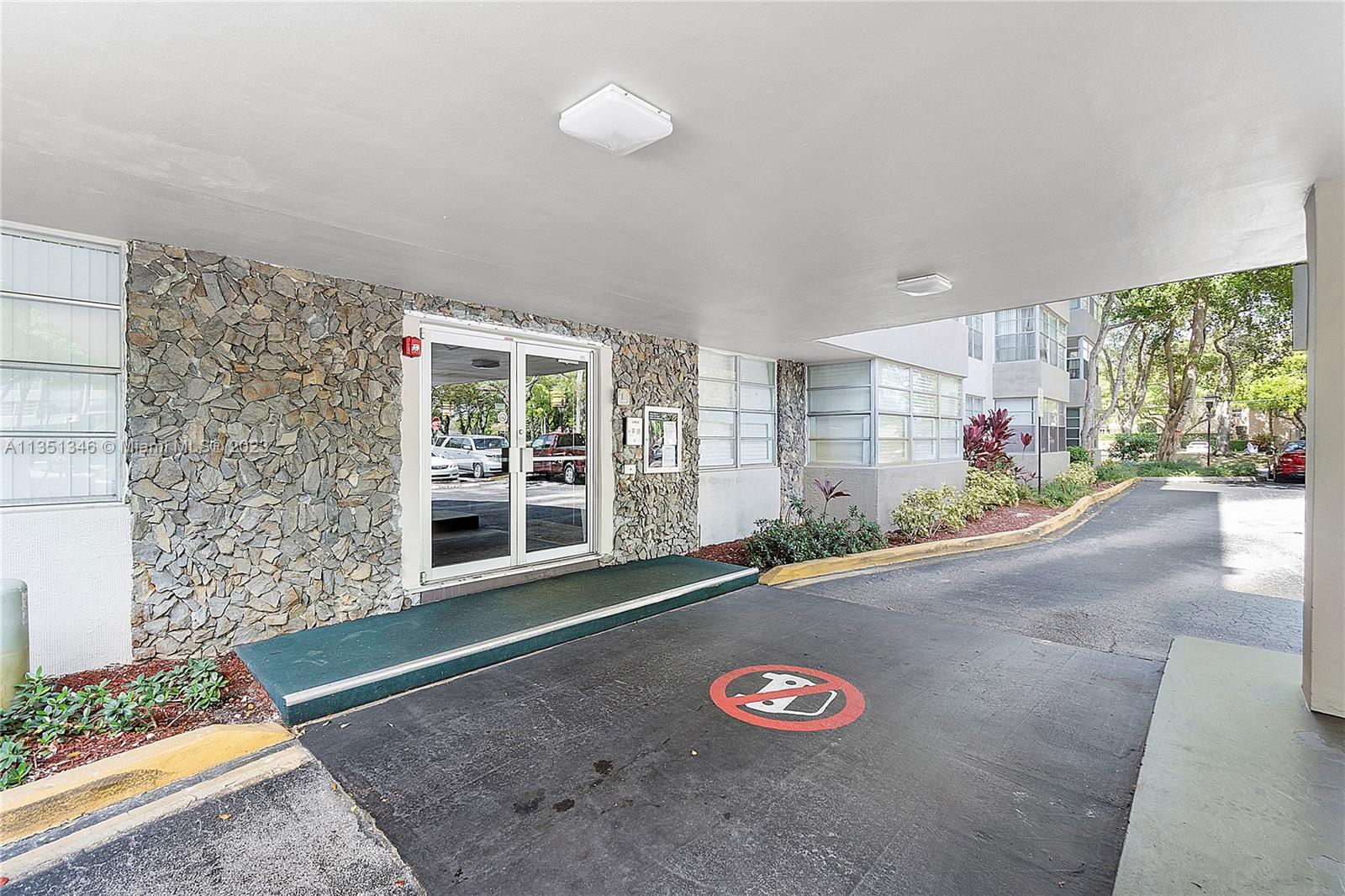 6700 Cypress Rd #104