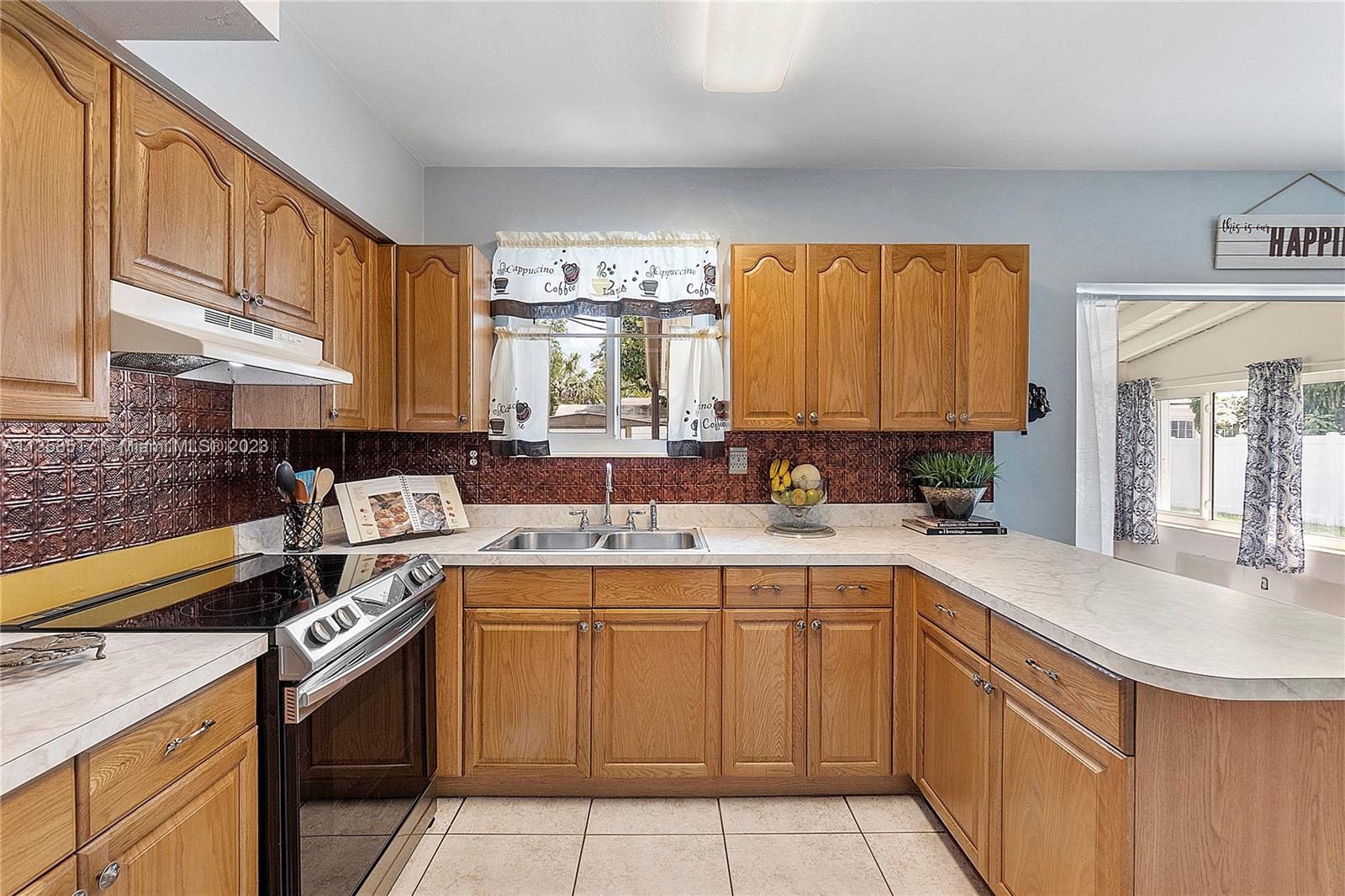 2321 Largo Dr