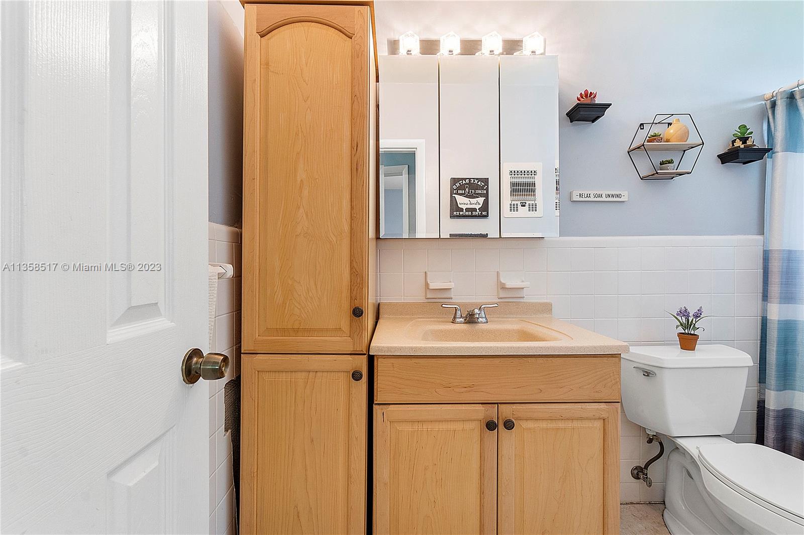 2321 Largo Dr