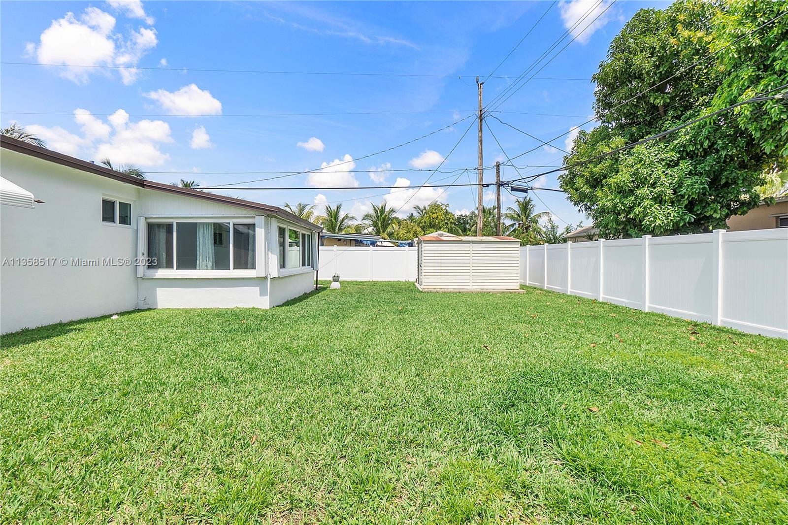 2321 Largo Dr
