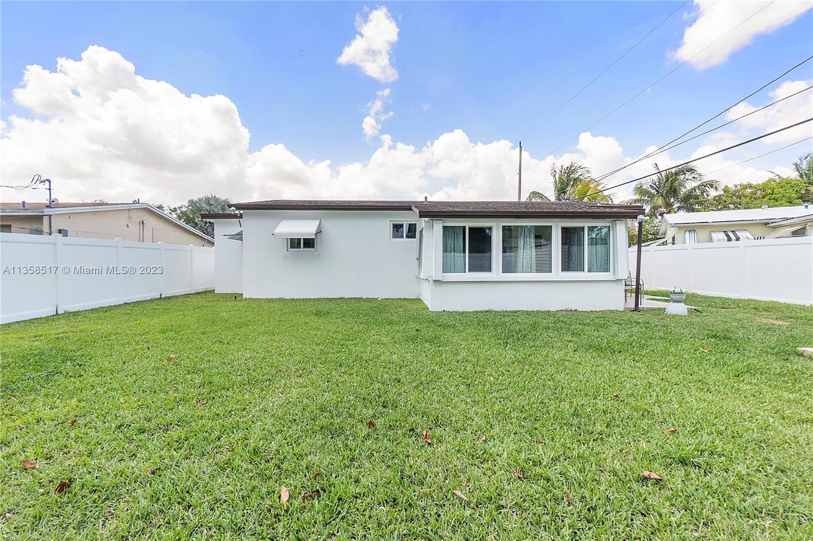 2321 Largo Dr