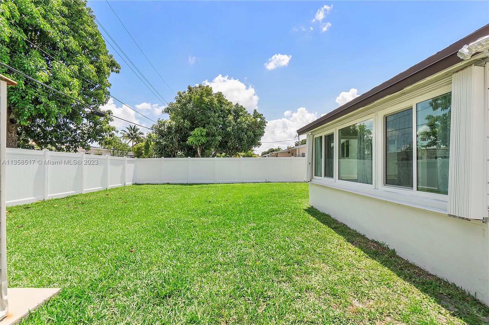 2321 Largo Dr
