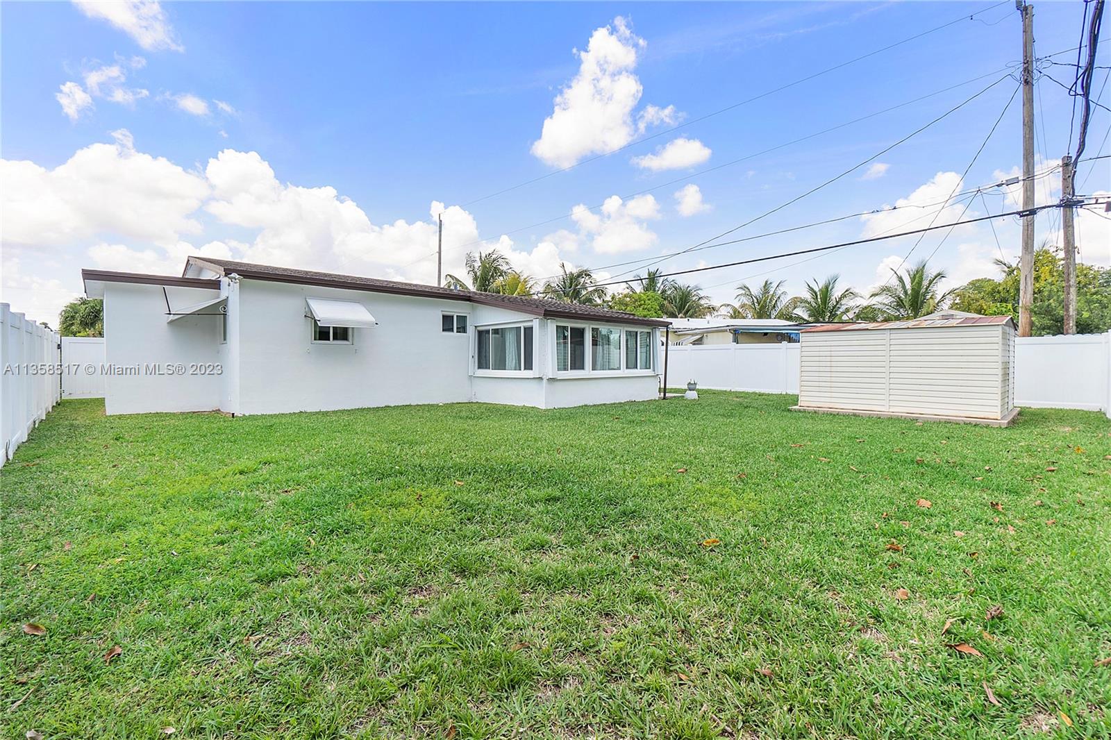 2321 Largo Dr
