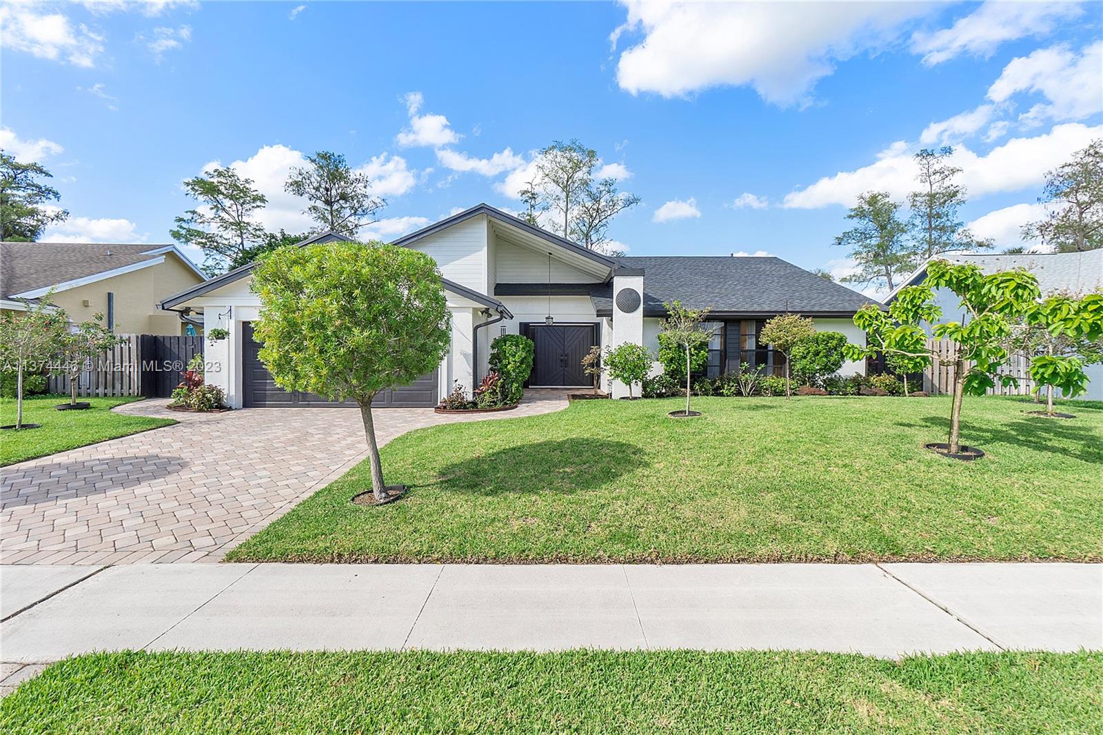 7175 NW 48th Ct