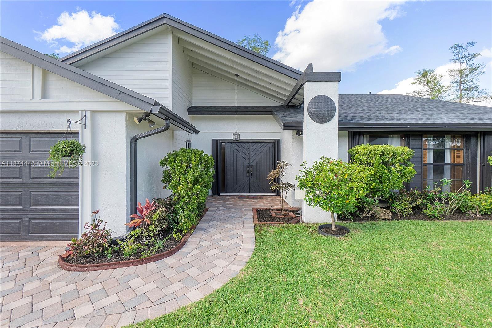 7175 NW 48th Ct