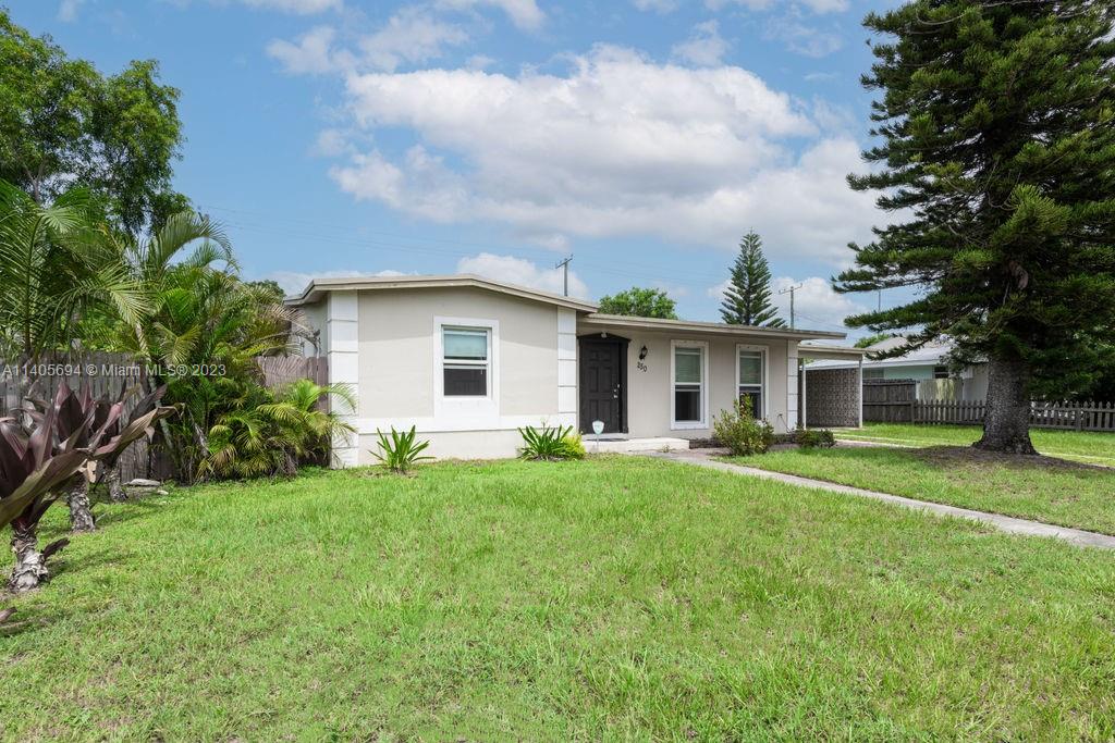250 SW Airoso Blvd, Port St. Lucie