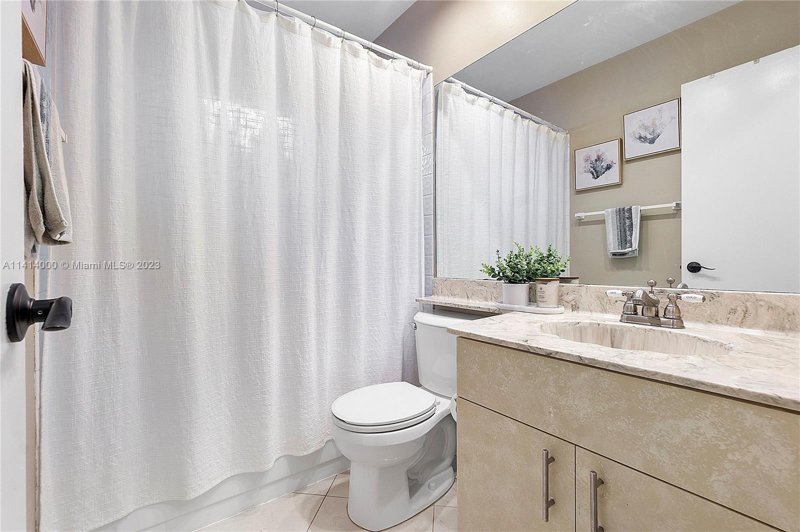 1462 Garden Rd