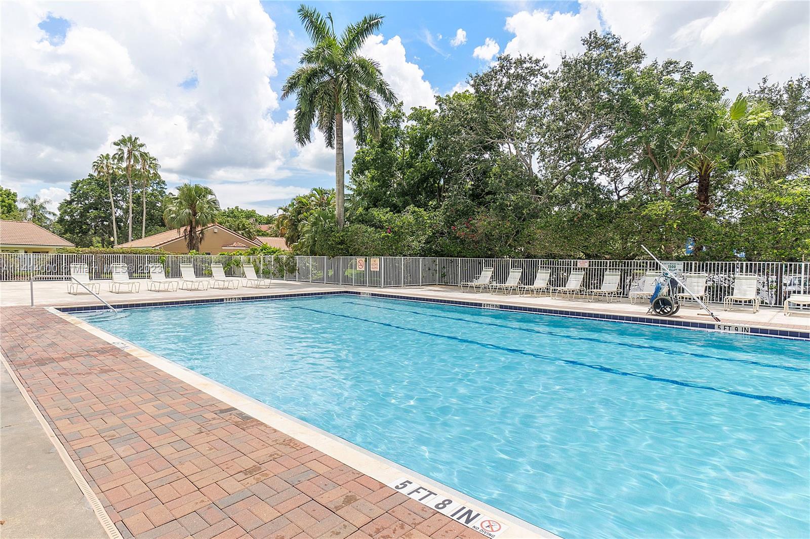1462 Garden Rd