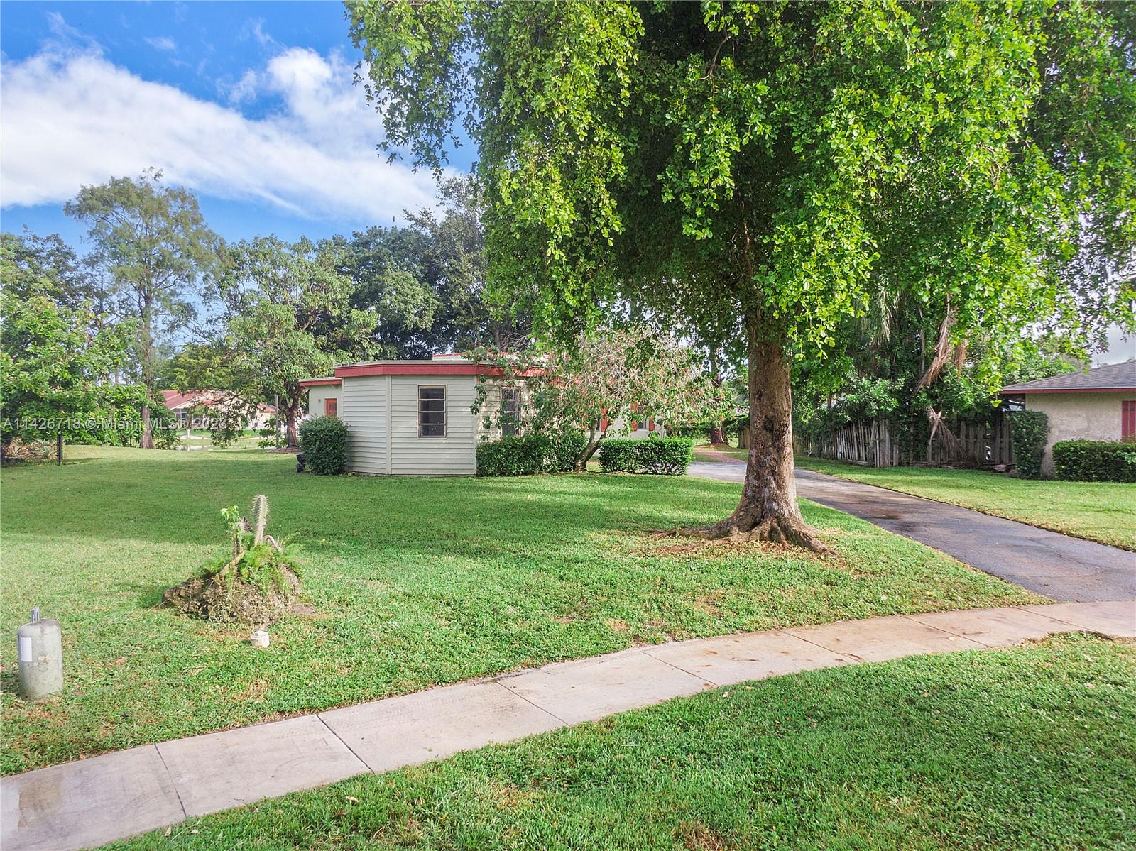 4561 NW 79th Ave