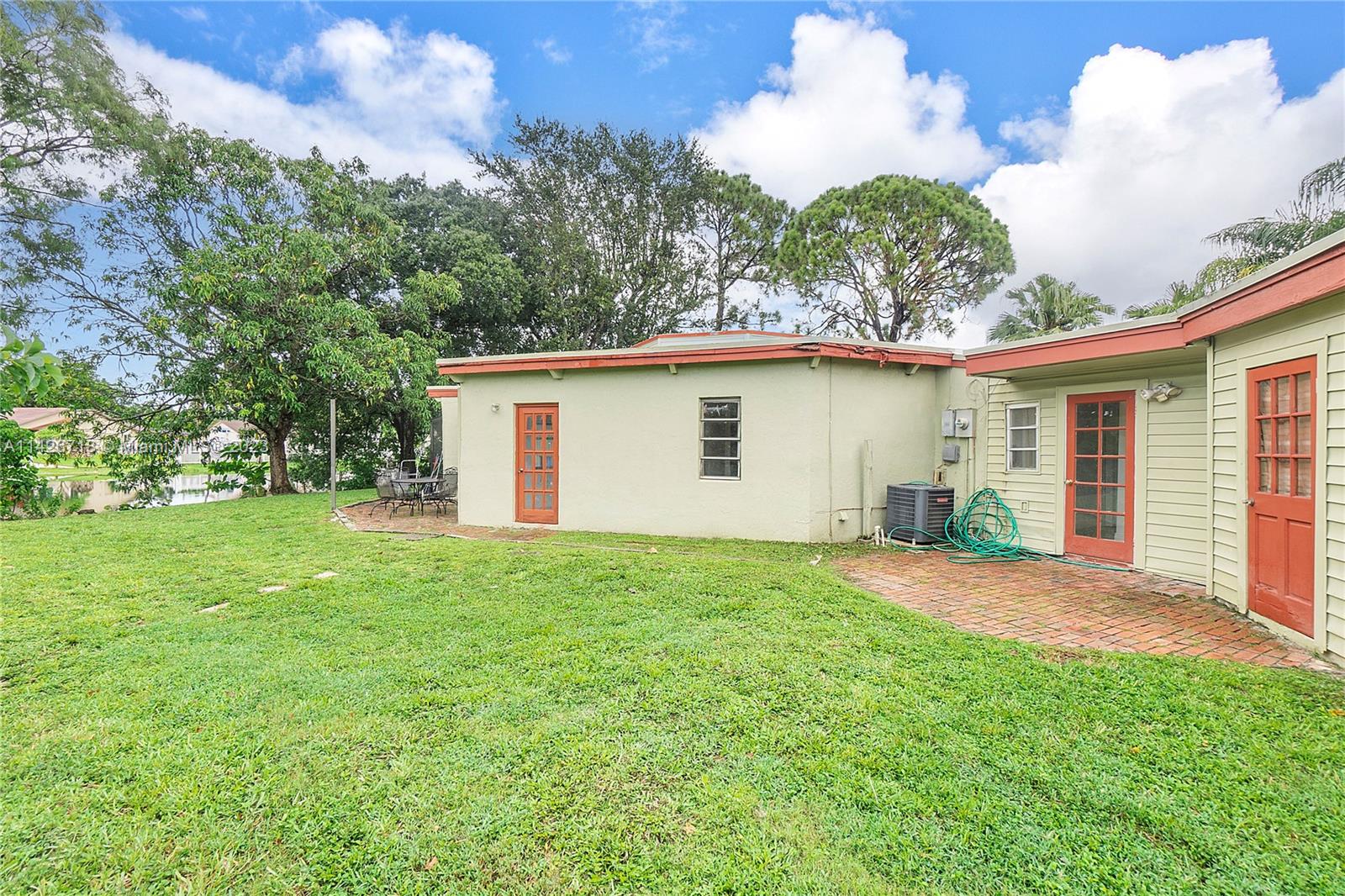 4561 NW 79th Ave