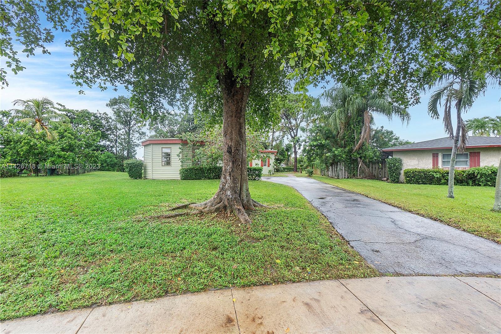 4561 NW 79th Ave
