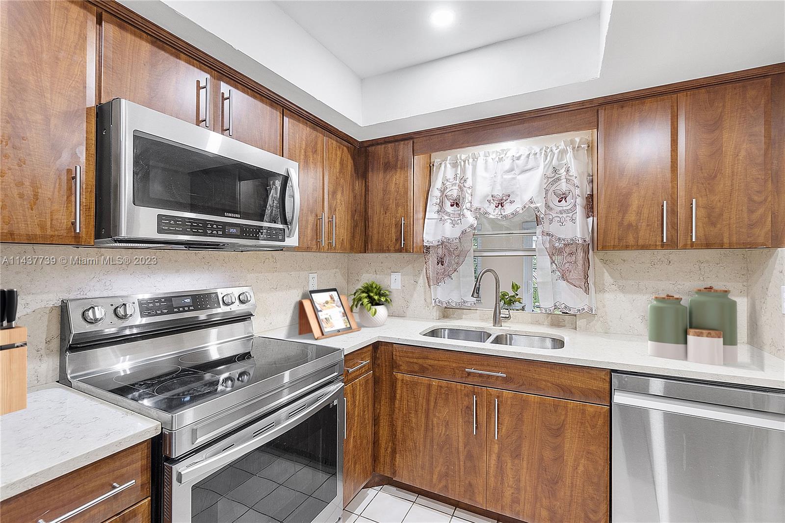 240 NW 79th Ave