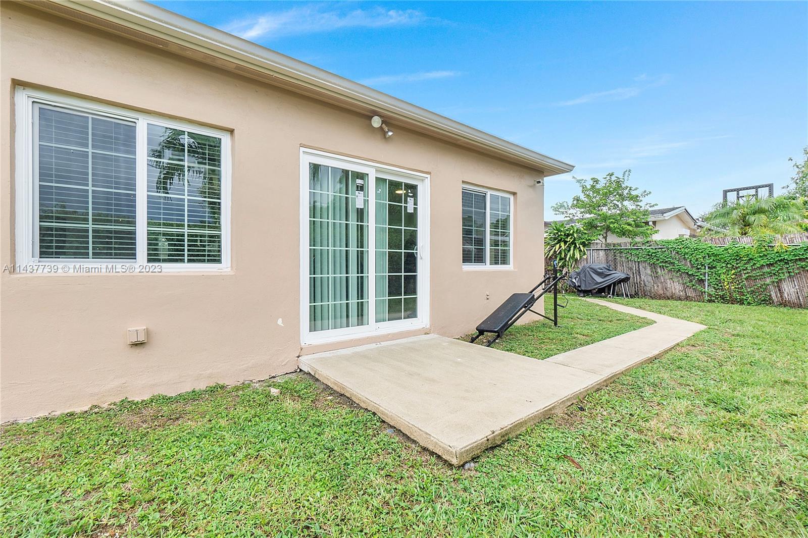 240 NW 79th Ave