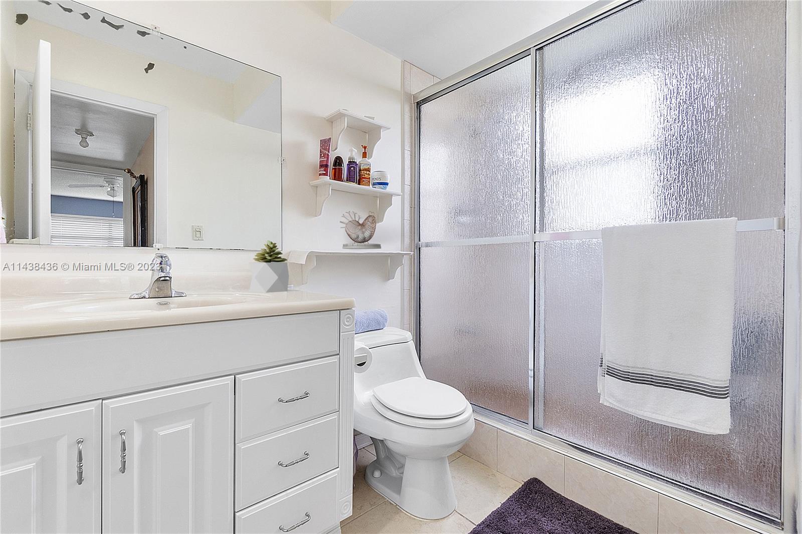 2950 W Sunrise Lakes Dr Unit: 307
